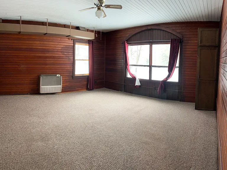 2130 Harvard Ave — Photo 3