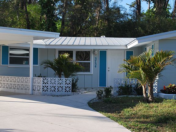 3rd image of 3734 Prado Dr
