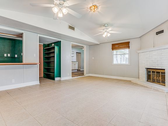 2nd image of 1533 Murray Dr