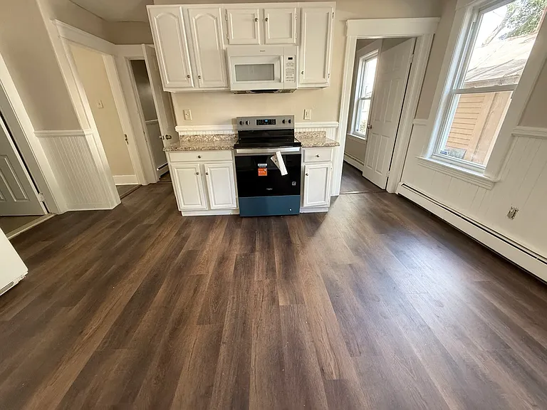10 Lawnfair St #1 — Photo 3