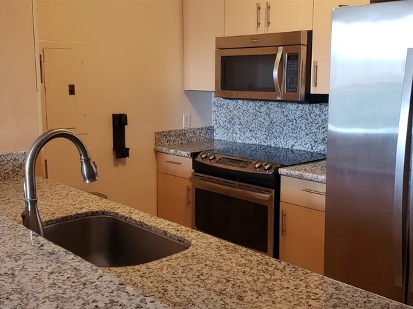 1133 Waimanu St APT 1211, Honolulu, HI 96814