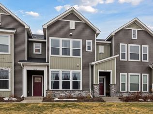 14440 Twin Lakes Cir, Burnsville, MN 55306