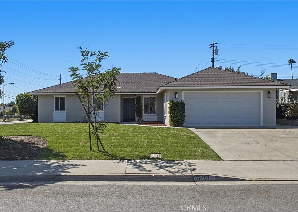 1st image of 1701 Martello St