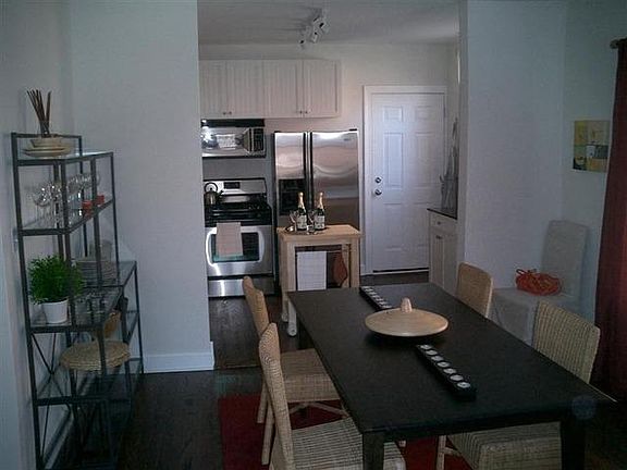 2nd image of 1230 Elmwood Ave #E1