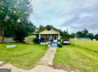 3825 Jamestown Rd, Waycross, GA 31503