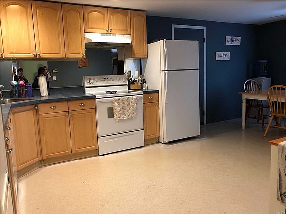 2nd image of 56 S Howell Ave