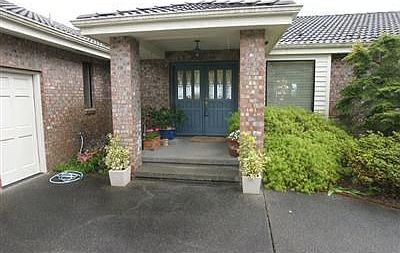5th image of 2727 Holly Bluff Ct