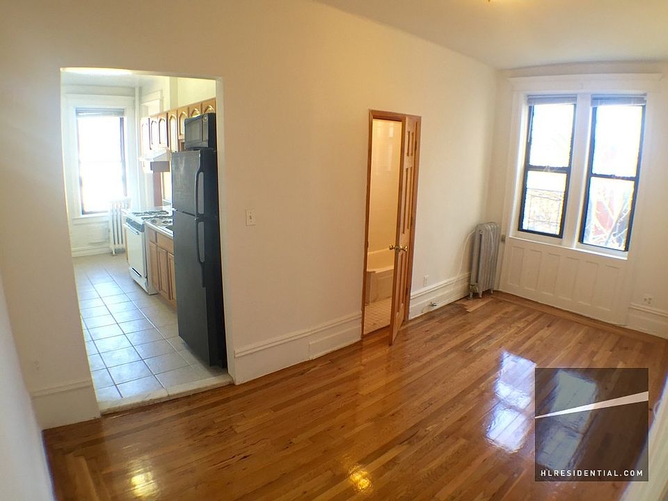 1st image of 3118 42nd St APT 3