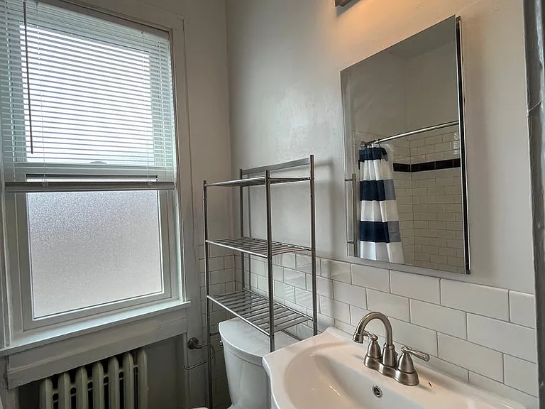 170 Summit Ave — Photo 29