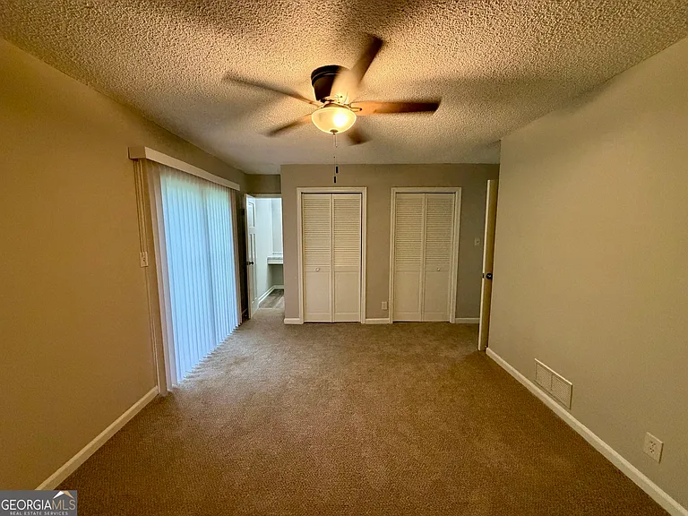 5776 Windermere Ct — Photo 13