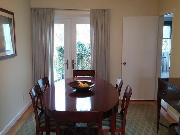 5th image of 155 Robinhood Dr