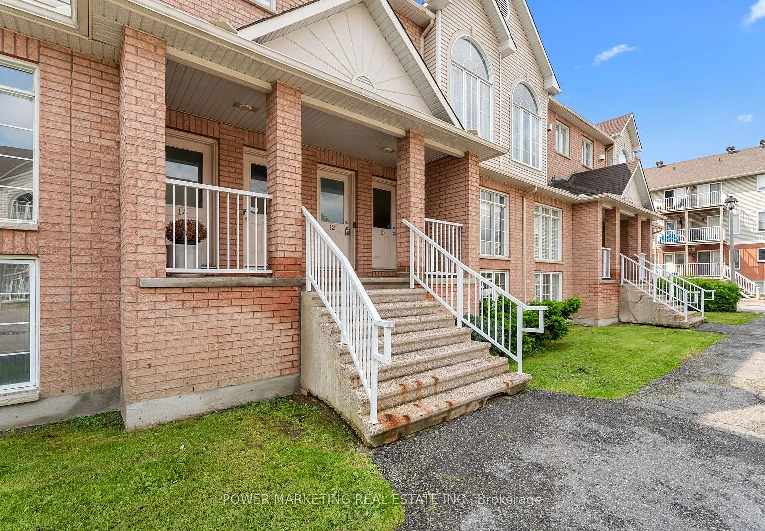 2 bed, $2,400 — Photo 2
