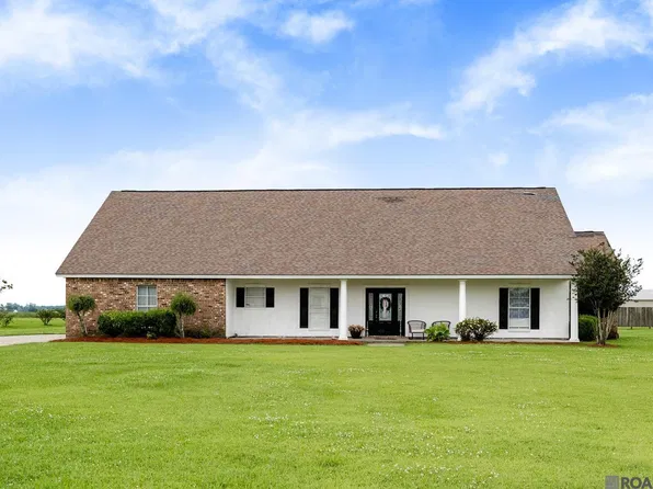 4633 Cherrywood St, Port Allen, LA 70767