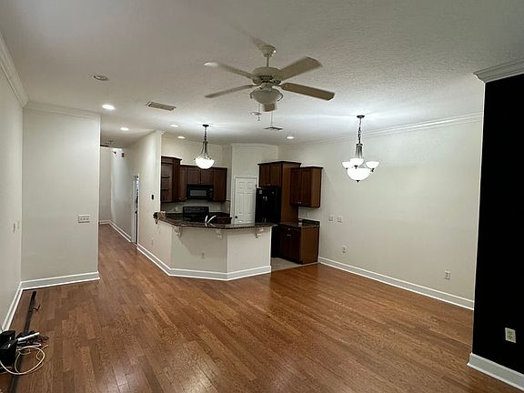 5th image of 340 E Kaley St