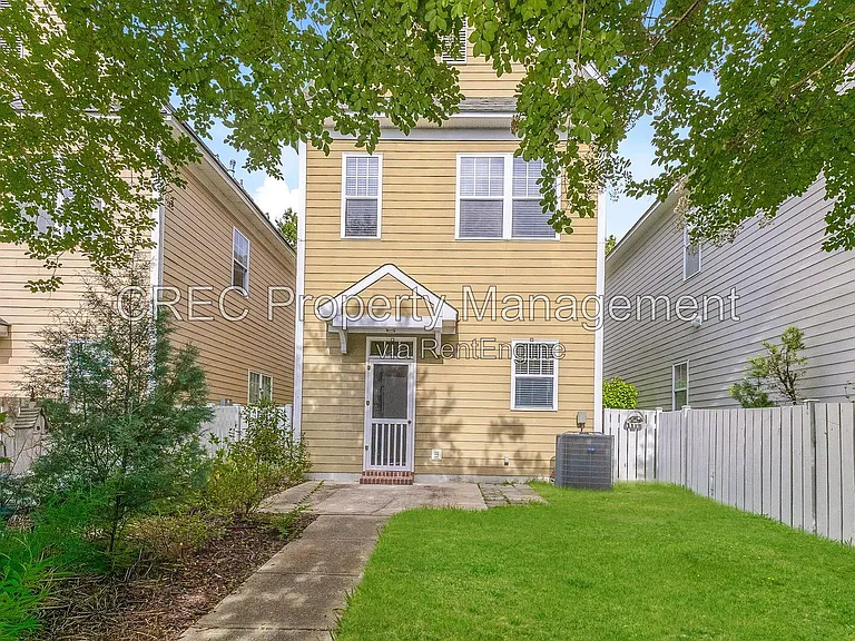 105 Barberry St — Photo 17