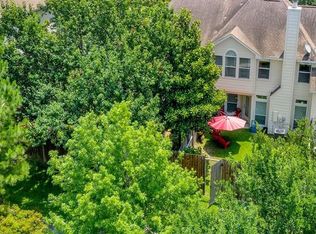 13215 Thornoak Ln, Houston, TX 77070
