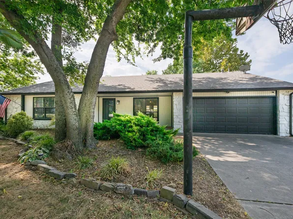 2526 W 68th St, Tulsa, OK 74132