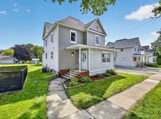 407 S Lincoln Ave, Beaver Dam, WI 53916