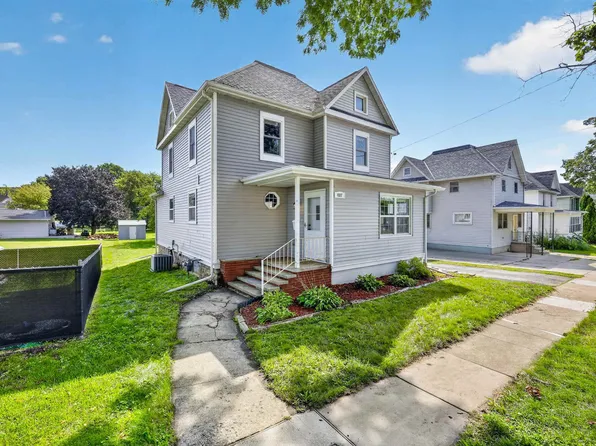 407 S Lincoln Ave, Beaver Dam, WI 53916