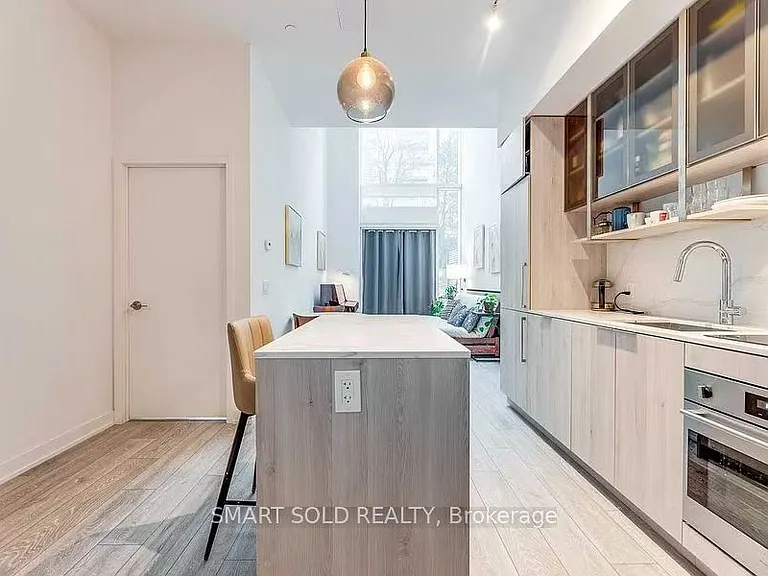 15 Holmes Ave #103 — Photo 2