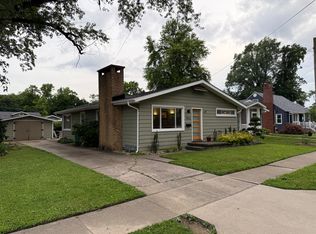 1016 W High St, Edwardsville, IL 62025