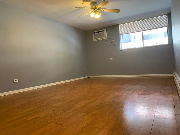 701 N Pearl St #203 — Photo 8