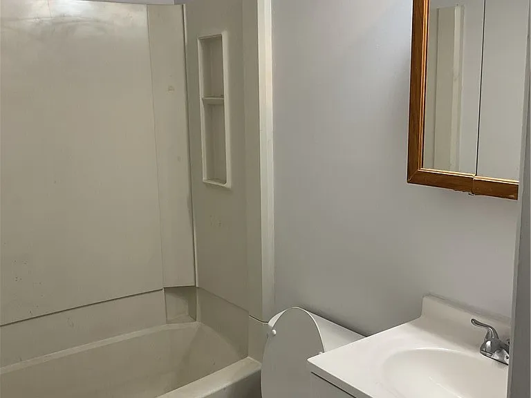 214 Erwin Pl — Photo 6