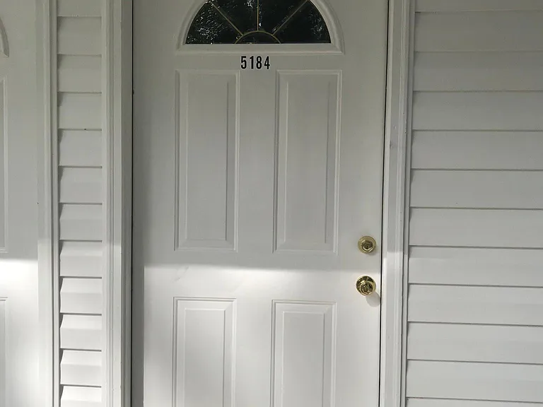 518 Nash St #4 — Photo 2