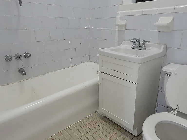 8814 Bay Pkwy #C2 — Photo 10