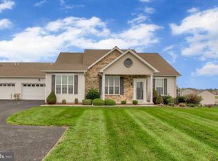 147 S Alpine Dr, York, PA 17408