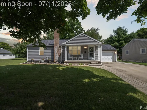 1338 W King St, Owosso, MI 48867