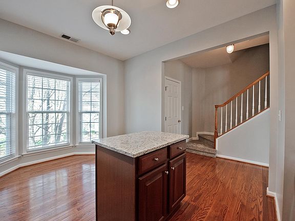 5th image of 13535 Merry Chase Ln