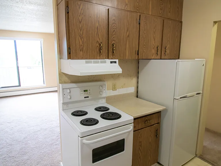 37 Berkeley Pl W — Photo 19