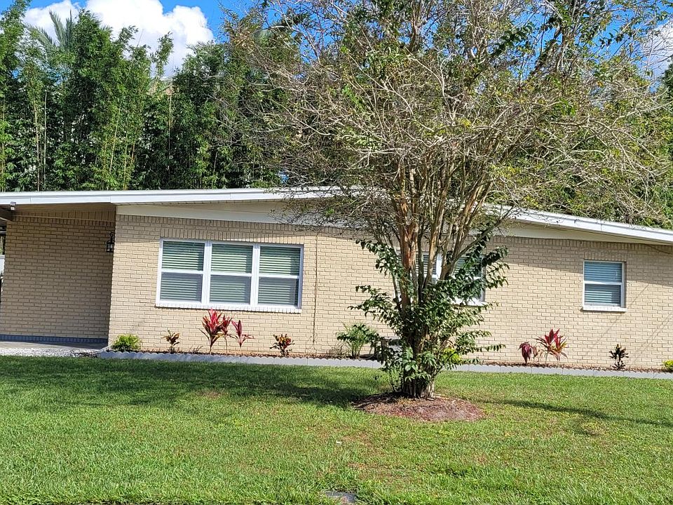 1st image of 7317 Kingsbury Cir