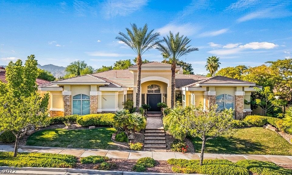 1st image of 10964 Willow Heights Dr