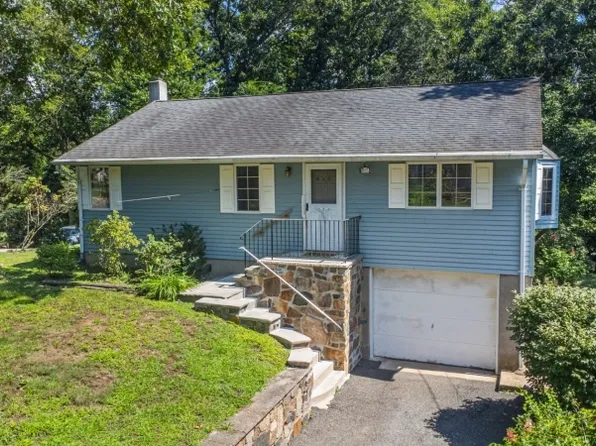 15 Wynding Way, Rockaway Twp., NJ 07866