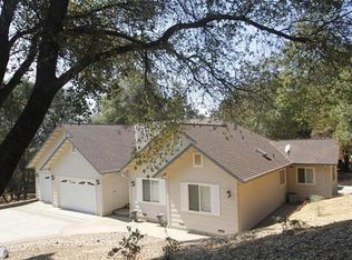 20930 Hillcroft Dr, Groveland, CA 95321