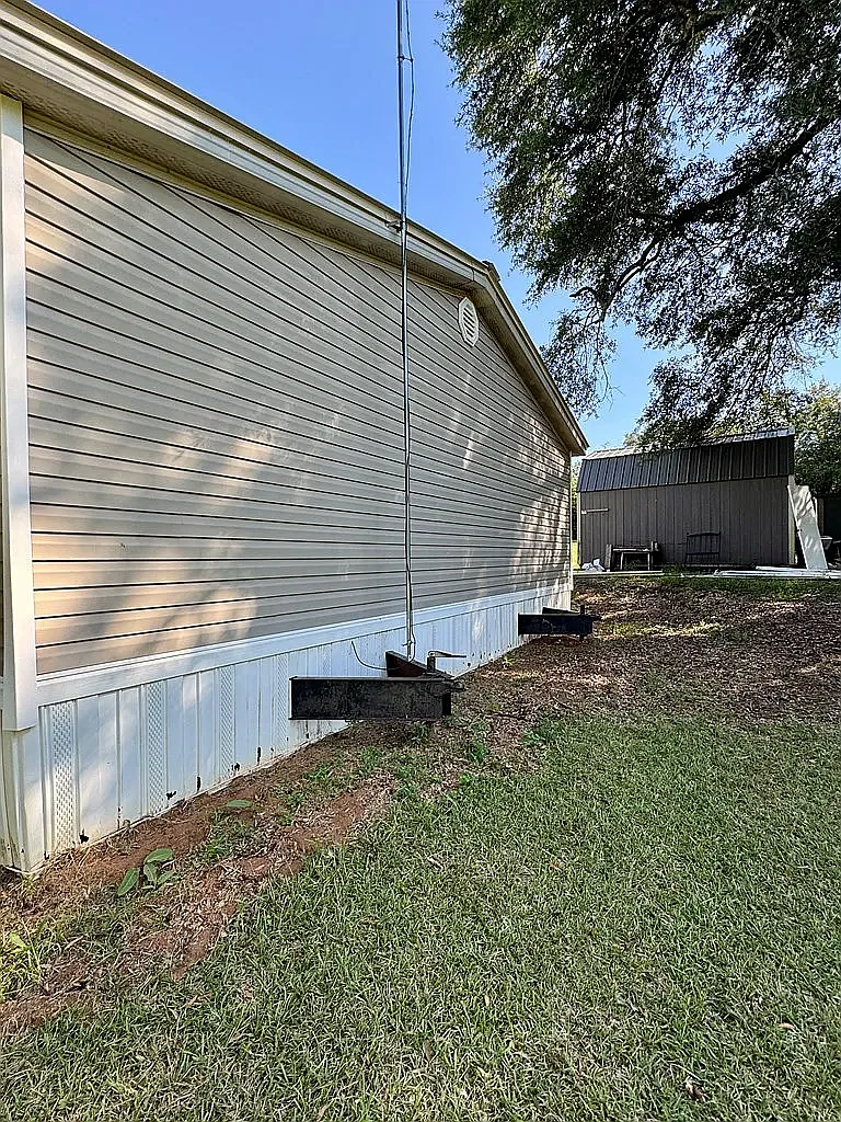 3 bed, 1300 sqft, $1,500 — Photo 3