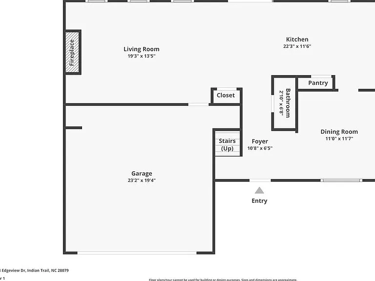 3913 Edgeview Dr — Photo 2