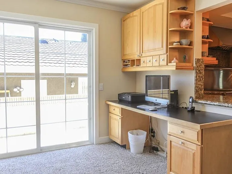 24581 Saturna Dr — Photo 4