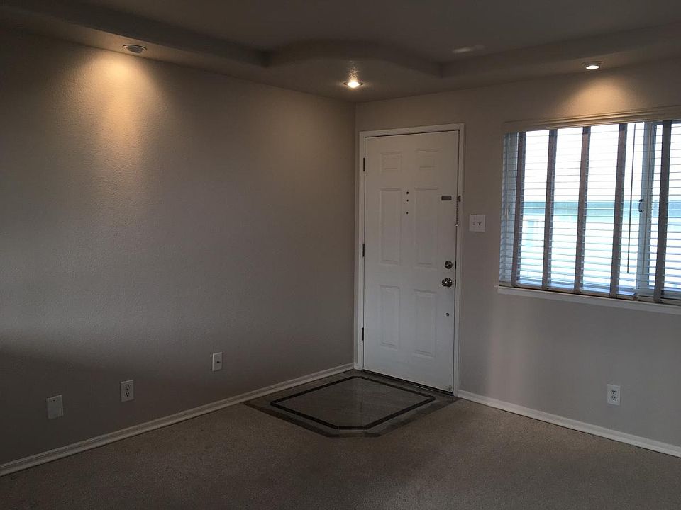 1st image of 220 East Ave APT 4