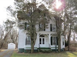 12 Hudson St, Marlboro, NJ 07746