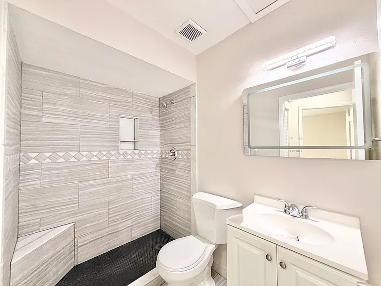 4731 25th Pl SW — Photo 11