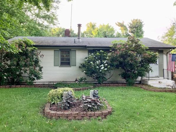 17 Oronoque Road, Milford, CT 06461