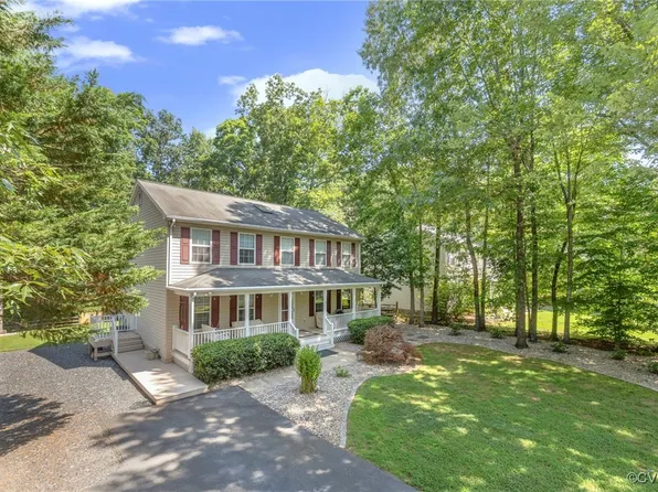 9 Lewis Ct, Palmyra, VA 22963