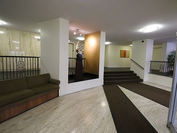 5th image of 7033 N Kedzie Ave APT 407