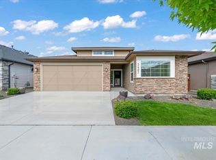 3487 N Lilyturf Ave, Meridian, ID 83646