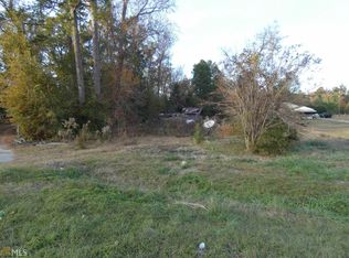 849 E McCarty St, Sandersville, GA 31082