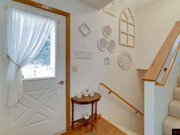 3rd image of 104 Hosanna Dr