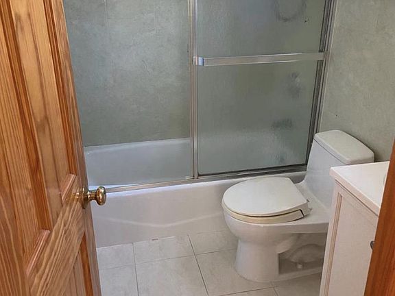 3rd image of 199-22 48th Ave Floor 1